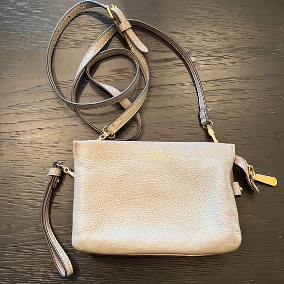 Gray Vince Camuto shoulder bag - Picture 2 of 4